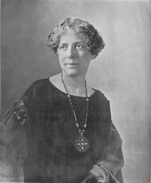 b544dd1033a8a4dfbfedf4367c2144ac--ouija-psychics